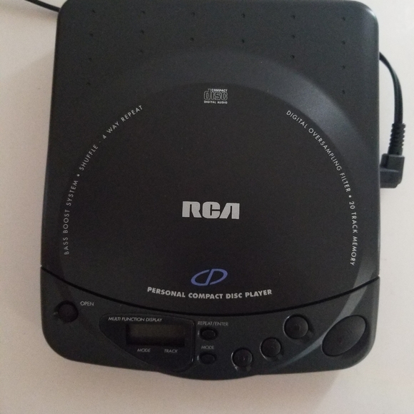 Vintage RCA Compact Disc Player Bass Boost Digital - TESTED. - Picture 6 of 7
